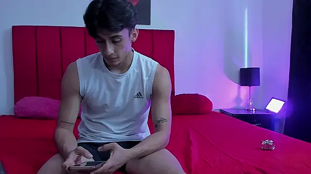 Chicashotmen online show from November 10, 2025, 7:41 pm