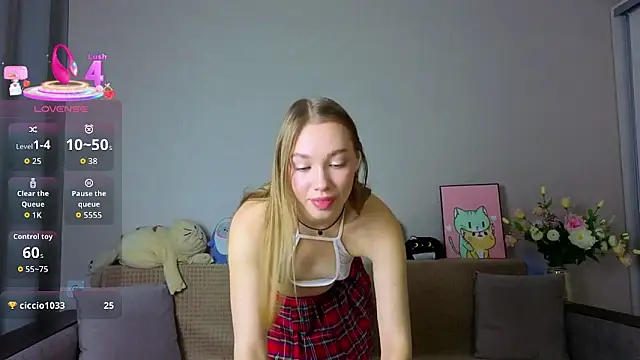 ElizaPurrr online show from November 8, 2025, 4:38 am