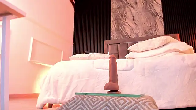 Snapshot of Miahsens chatting on November 6, 2025, 4:16 am Miahsens online show from November 6, 2025, 4:16 am