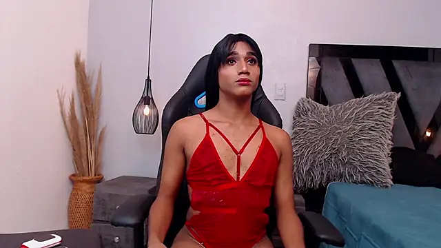Snapshot of ThaliaMoon chatting on October 21, 2025, 9:14 pm ThaliaMoon online show from October 21, 2025, 9:14 pm