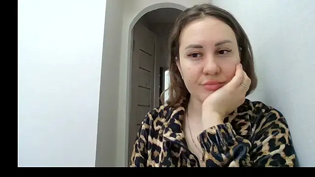 Snapshot of MeadowEyes chatting on February 5, 2026, 7:26 am MeadowEyes online show from February 5, 2026, 7:26 am