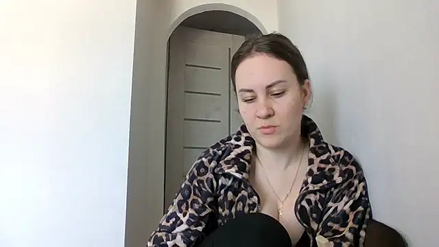 MeadowEyes online show from March 23, 2026, 10:26 am