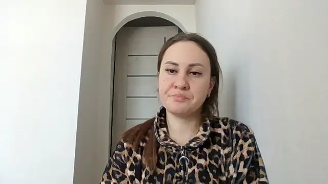 Snapshot of MeadowEyes chatting on February 18, 2026, 12:45 pm MeadowEyes online show from February 18, 2026, 12:45 pm