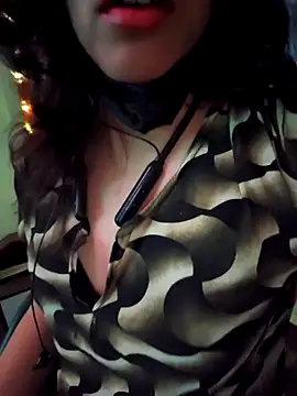 Snapshot of Royal_Shona chatting on October 30, 2025, 6:27 pm Royal Shona online show from October 30, 2025, 6:27 pm