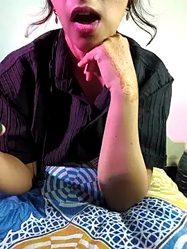 Snapshot of Royal_Shona chatting on November 26, 2025, 6:19 pm Royal Shona online show from November 26, 2025, 6:19 pm