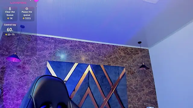 Vittoria Conti  online show from March 27, 2026, 5:25 pm