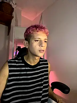 tylernova online show from November 25, 2025, 3:40 am