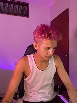 tylernova online show from November 11, 2025, 3:45 am