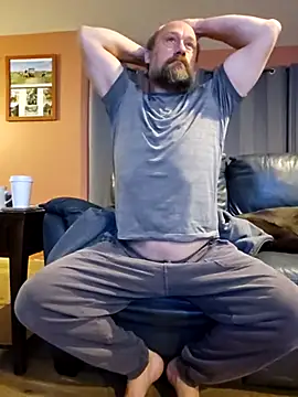 akstr8 online show from October 16, 2025, 4:37 pm