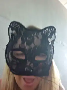 Snapshot of Libertine6259 chatting on June 18, 2026, 9:36 am Libertine6259 online show from June 18, 2026, 9:36 am