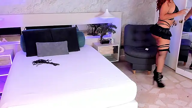 Snapshot of Natashaa-bluer chatting on October 23, 2025, 1:32 pm Natashaa-bluer online show from October 23, 2025, 1:32 pm