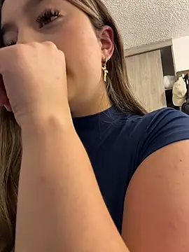 Snapshot of __Lorelain__ chatting on February 26, 2026, 1:27 am Lorelain online show from February 26, 2026, 1:27 am