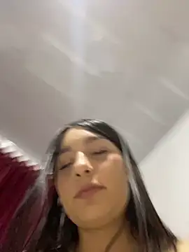   Lorelain   online show from October 28, 2025, 11:14 pm