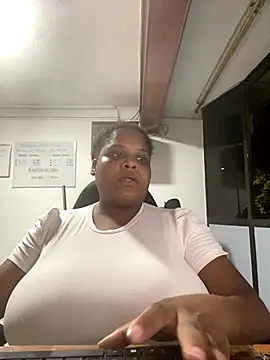 gabrielabrunette69 online show from December 14, 2025, 11:43 pm