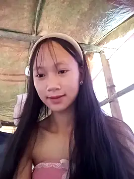 minachao- online show from October 28, 2025, 2:34 am