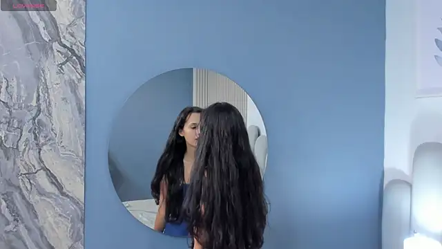 Snapshot of luly_dreams chatting on May 10, 2026, 11:25 am luly dreams online show from May 10, 2026, 11:25 am