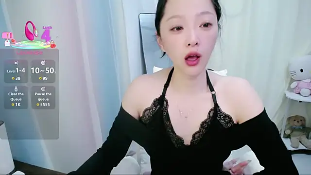 jiangjiangas online show from April 2, 2026, 11:17 am