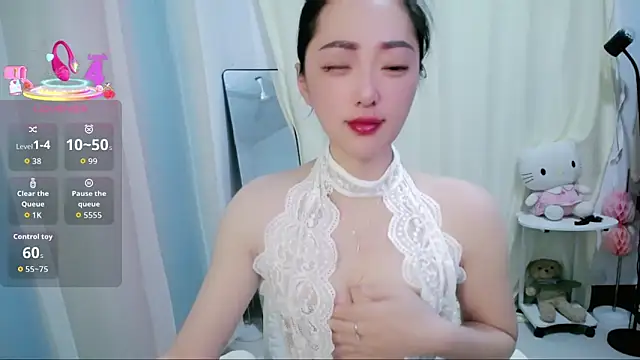 jiangjiangas online show from April 9, 2026, 9:32 pm