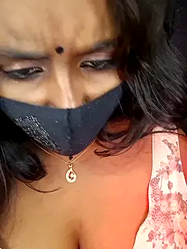 Sweet-Maddlina online show from June 24, 2026, 6:34 am