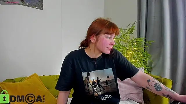 Snapshot of Rene_Shine chatting on November 30, 2025, 5:36 pm Rene Shine online show from November 30, 2025, 5:36 pm