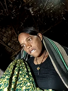 Cutsedi3 online show from November 6, 2025, 10:14 pm