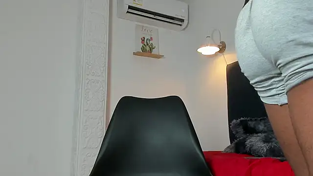 Snapshot of ryder_cum23 chatting on February 20, 2026, 1:57 pm ryder cum23 online show from February 20, 2026, 1:57 pm