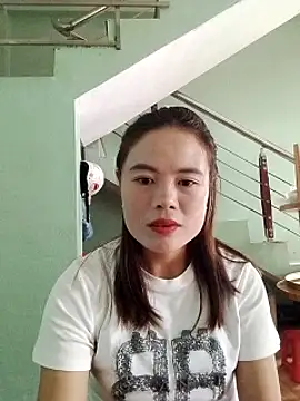 Snapshot of Leha_xx chatting on October 12, 2025, 1:40 am Leha xx online show from October 12, 2025, 1:40 am