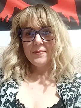 Amelialove42 online show from March 14, 2026, 8:59 pm