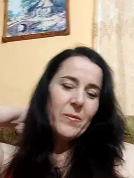 Amelialove42 online show from October 14, 2025, 4:07 pm