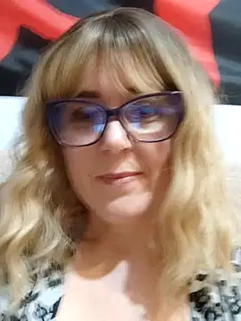 Amelialove42 online show from March 24, 2026, 7:47 pm