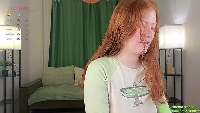 GingerCute online show from November 15, 2025, 11:47 am