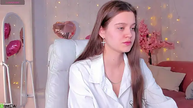 Renesmy Black online show from February 12, 2026, 11:48 pm