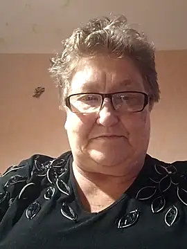 Snapshot of Katherine735 chatting on November 26, 2025, 12:05 pm Katherine735 online show from November 26, 2025, 12:05 pm