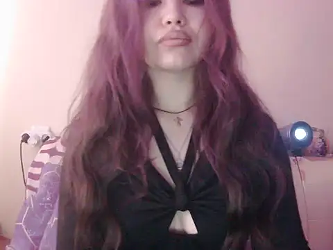 Hoyloria online show from February 22, 2026, 5:43 am