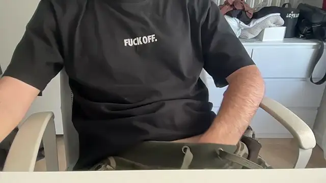 Snapshot of matrixx_9 chatting on November 2, 2025, 12:10 pm matrixx 9 online show from November 2, 2025, 12:10 pm