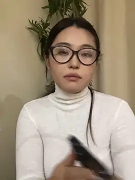 Snapshot of zhenzhen666 chatting on October 25, 2025, 5:24 pm zhenzhen666 online show from October 25, 2025, 5:24 pm