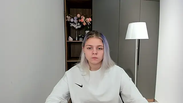 Snapshot of RosettaKarlstad chatting on October 13, 2025, 11:23 am RosettaKarlstad online show from October 13, 2025, 11:23 am