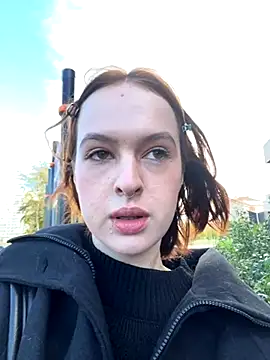 Snapshot of ManhattanAffair chatting on October 21, 2025, 9:09 am ManhattanAffair online show from October 21, 2025, 9:09 am