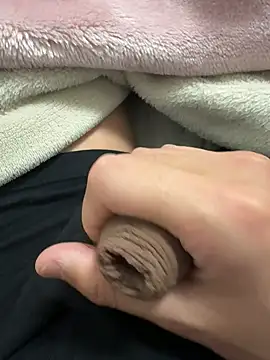 haruki 18old online show from December 15, 2025, 2:01 pm