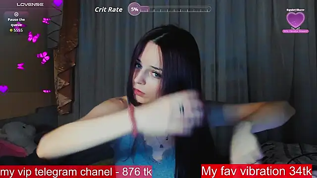 Snapshot of ArianaLight chatting on November 16, 2025, 5:50 pm ArianaLight online show from November 16, 2025, 5:50 pm