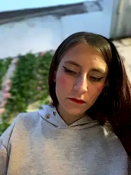 Im scarlett18 online show from December 2, 2025, 10:55 pm