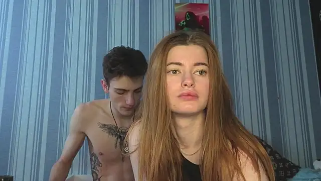 EmiliaCouple online show from April 10, 2026, 7:48 am