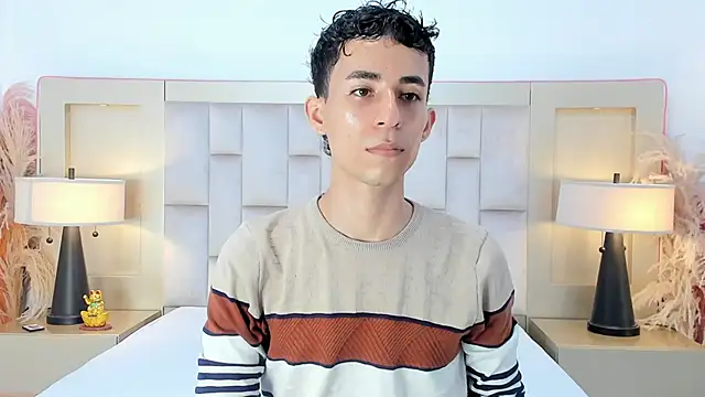 Zahir Ashar online show from April 9, 2026, 10:49 pm