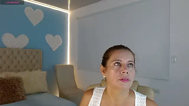 Snapshot of channelsmith_55 chatting on October 23, 2025, 1:10 pm channelsmith 55 online show from October 23, 2025, 1:10 pm