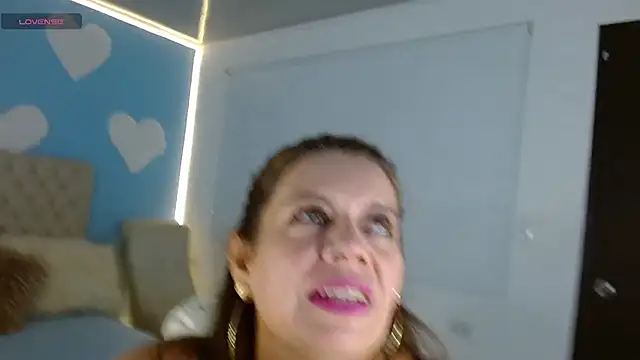 Snapshot of channelsmith_55 chatting on November 10, 2025, 1:16 pm channelsmith 55 online show from November 10, 2025, 1:16 pm