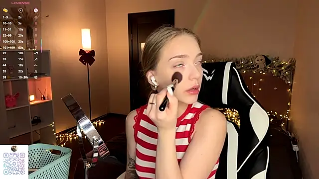 EvaPeace online show from January 11, 2026, 7:21 pm