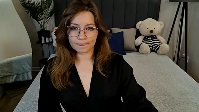 Snapshot of Briarx chatting on November 3, 2025, 8:01 pm Briarx online show from November 3, 2025, 8:01 pm