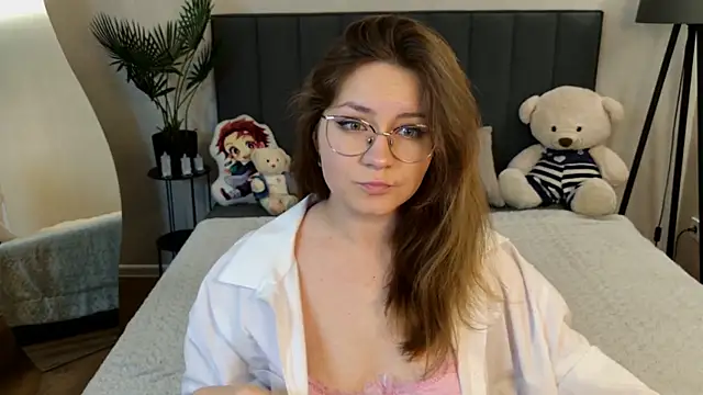 Snapshot of Briarx chatting on November 2, 2025, 8:25 pm Briarx online show from November 2, 2025, 8:25 pm