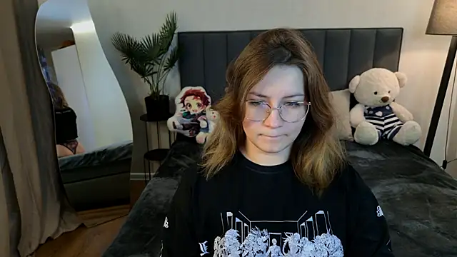 Snapshot of Briarx chatting on January 7, 2026, 5:01 am Briarx online show from January 7, 2026, 5:01 am