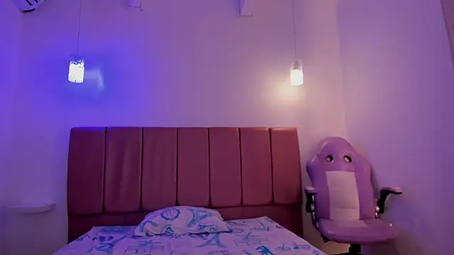 Iam criss09 online show from December 5, 2025, 3:49 am